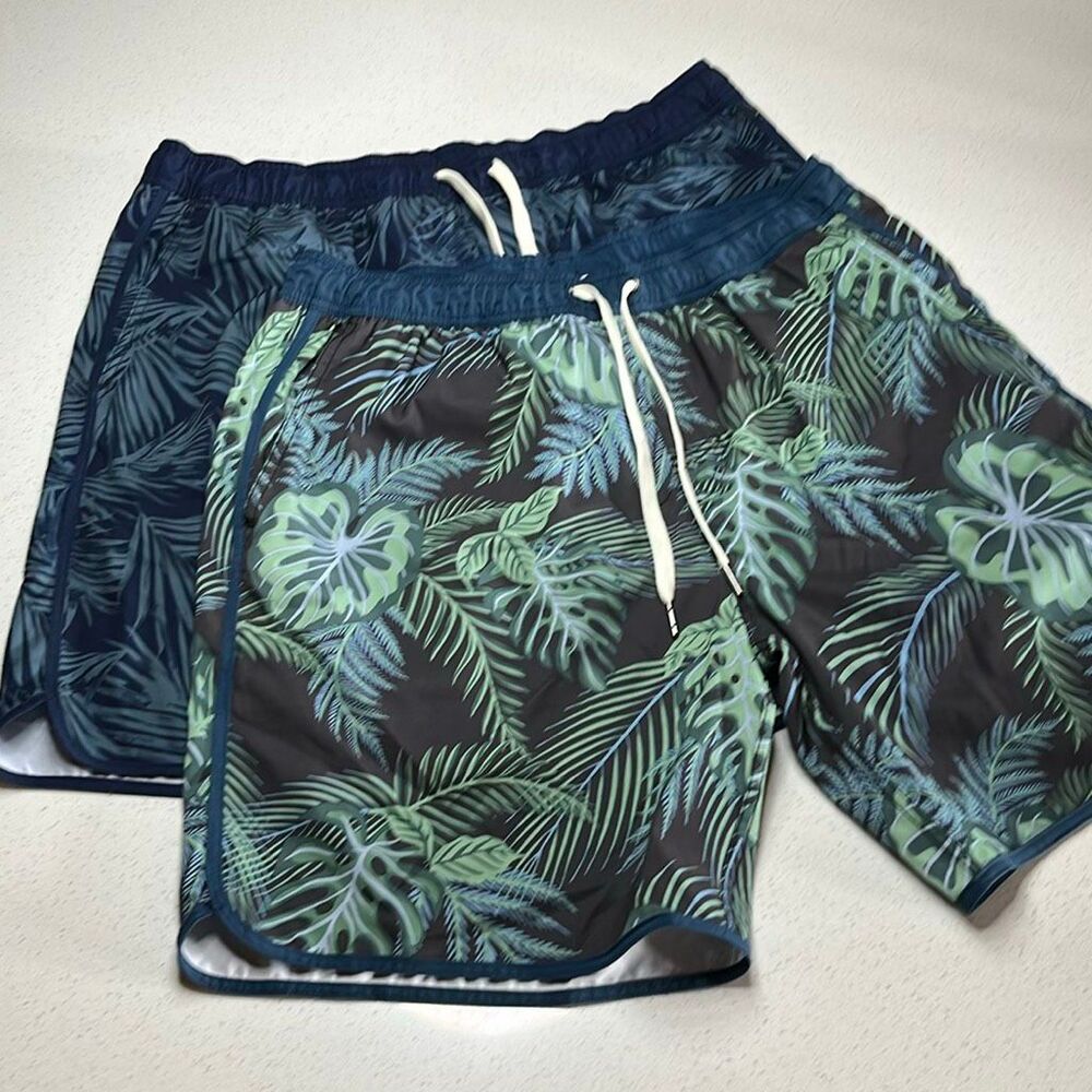 Lot of (2) Fair Harbor Bayberry Swim Trunks Tropical Palm Print Lined Mens Size